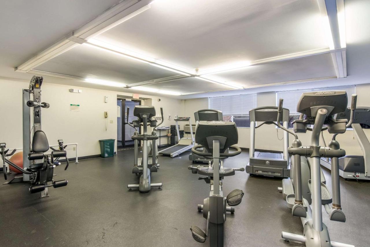 Montrose Hill Comfort Inn & Suites מראה חיצוני תמונה